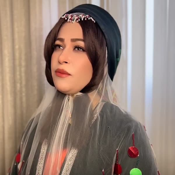 دانلود آهنگ ایران فهیمه بهرامیان با کیفیت ۳۲۰ و ۱۲۸ + پخش آنلاین